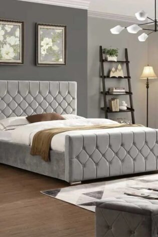 Royal Tufted Luxurious Bed