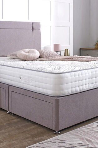Button Lined Headboard Bed Set
