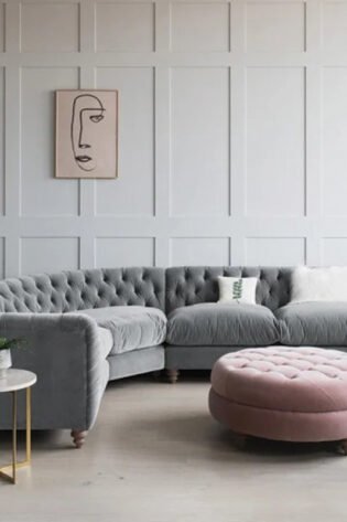 Round Chesterfield Corner Sofa