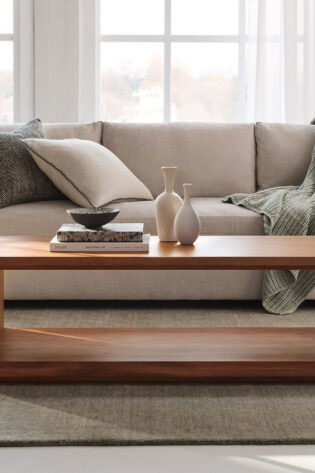 Elegance Coffee Table