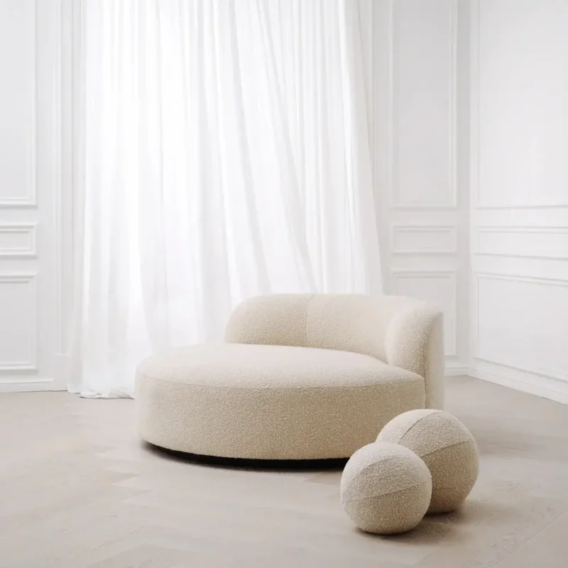 ROUND SOFA IN BOUCLÉ