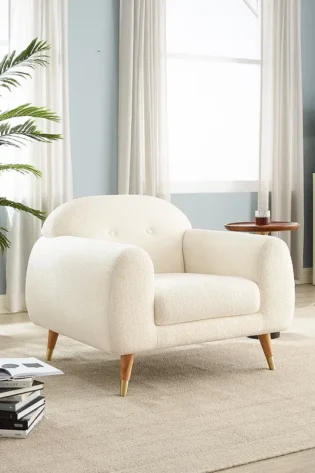 Armchair with Tufted back