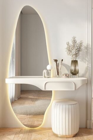 French Style Makeup Table with Mirror