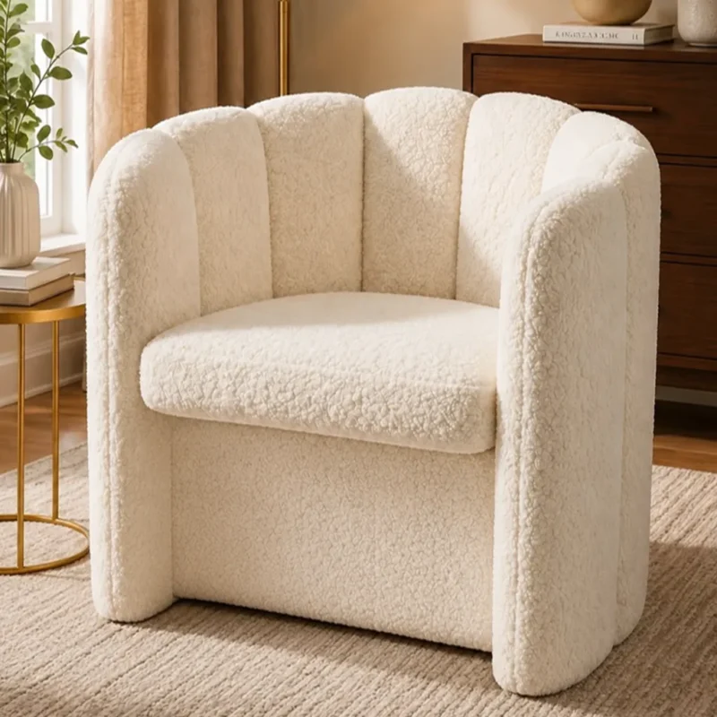 Aalsy Accent Lounge Chair