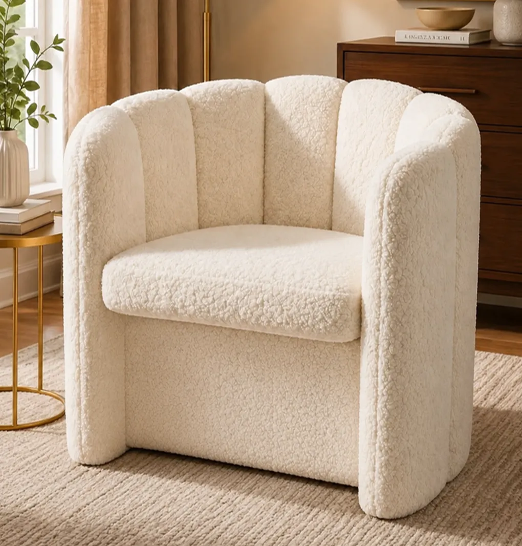 Aalsy Accent Lounge Chair